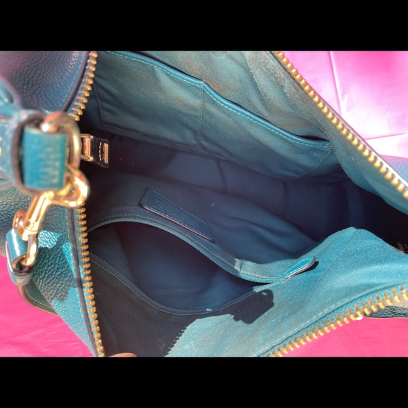 Coach crossbody with adjustable strap - Picture 8 of 15